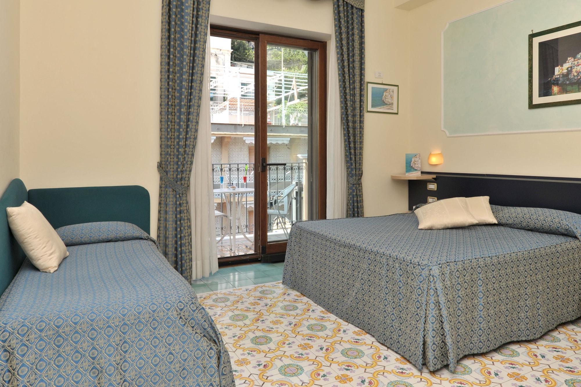 Hotel Santa Lucia Minori Exterior foto