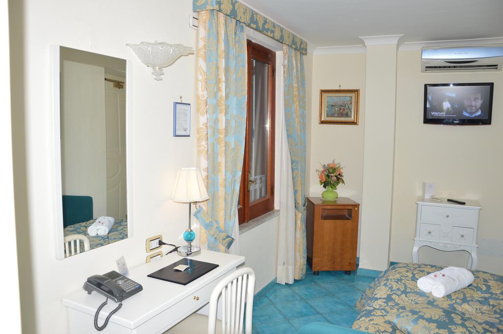 Hotel Santa Lucia Minori Exterior foto